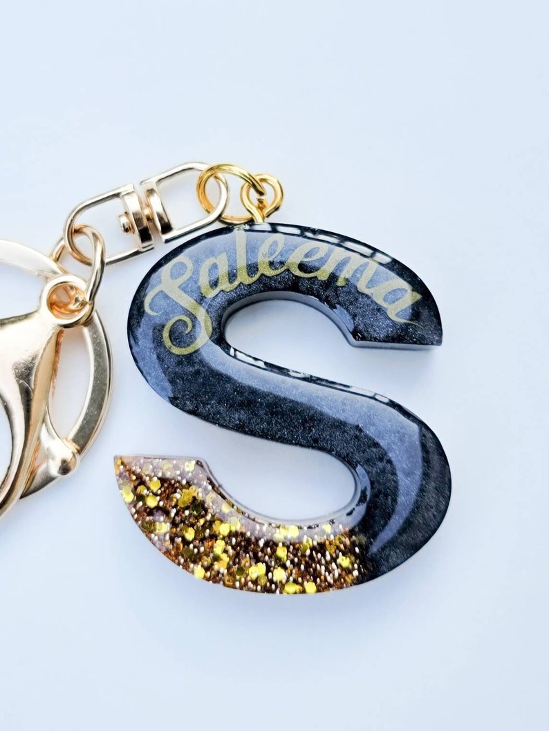 Black and Gold Glitter Letter Keychain – AK Resin Designs
